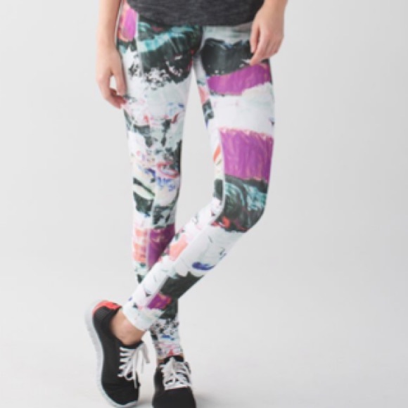 Size 6 Lululemon Pigment Wave Multi Speed Tight - Picture 5 of 6